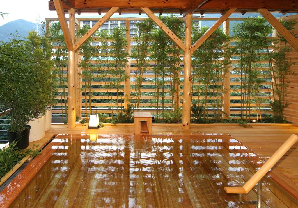 Отель Kinugawa Onsen Sanraku Никко Экстерьер фото