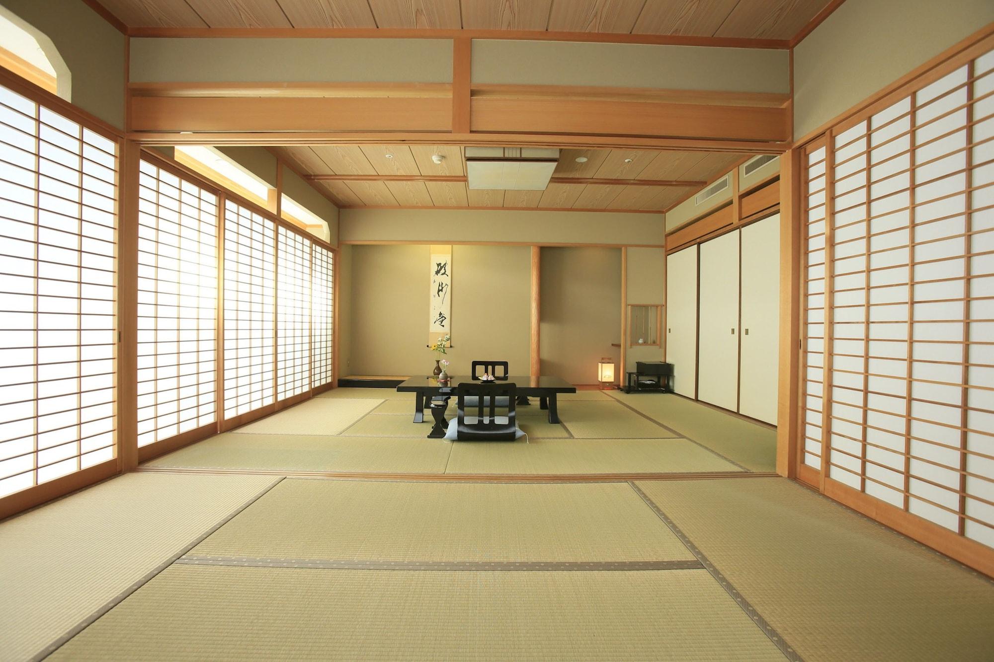 Отель Kinugawa Onsen Sanraku Никко Экстерьер фото