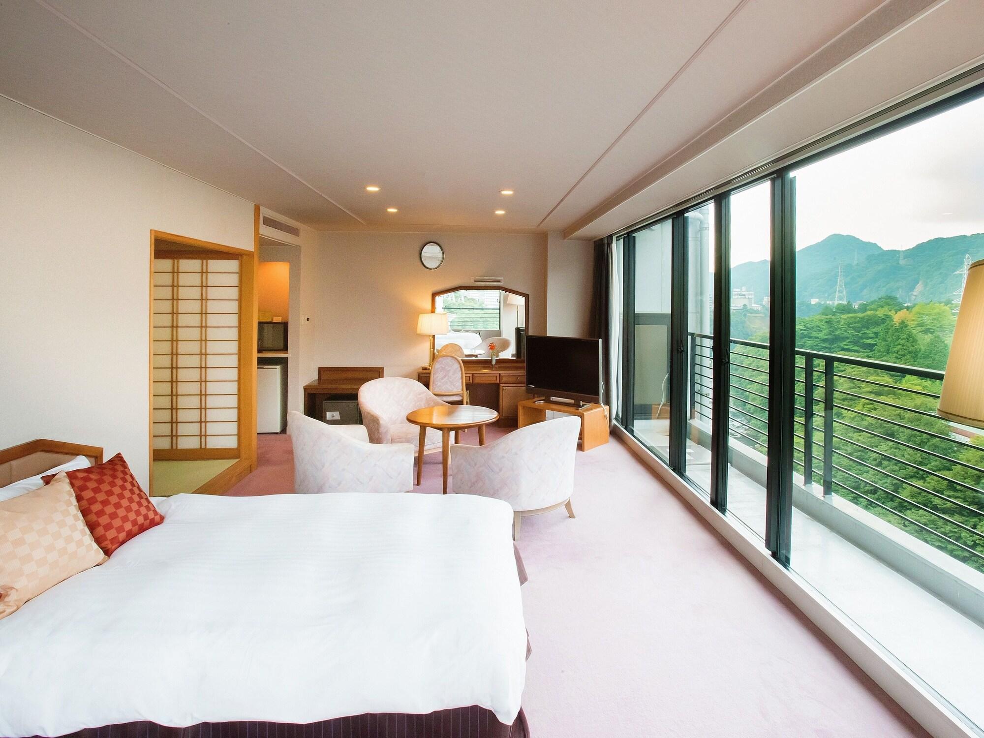 Отель Kinugawa Onsen Sanraku Никко Экстерьер фото